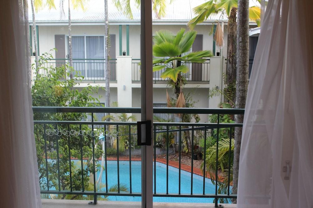 Crystal Garden Resort & Restaurant Cairns Extérieur photo